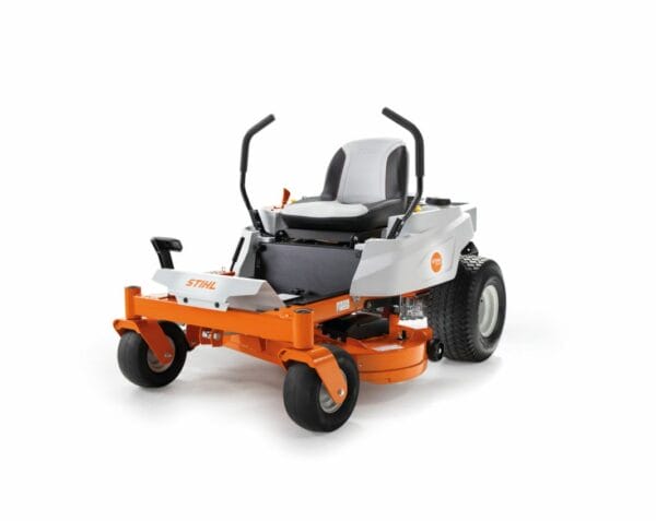 RZ142 TRACTEUR ZERO TURN STIHL